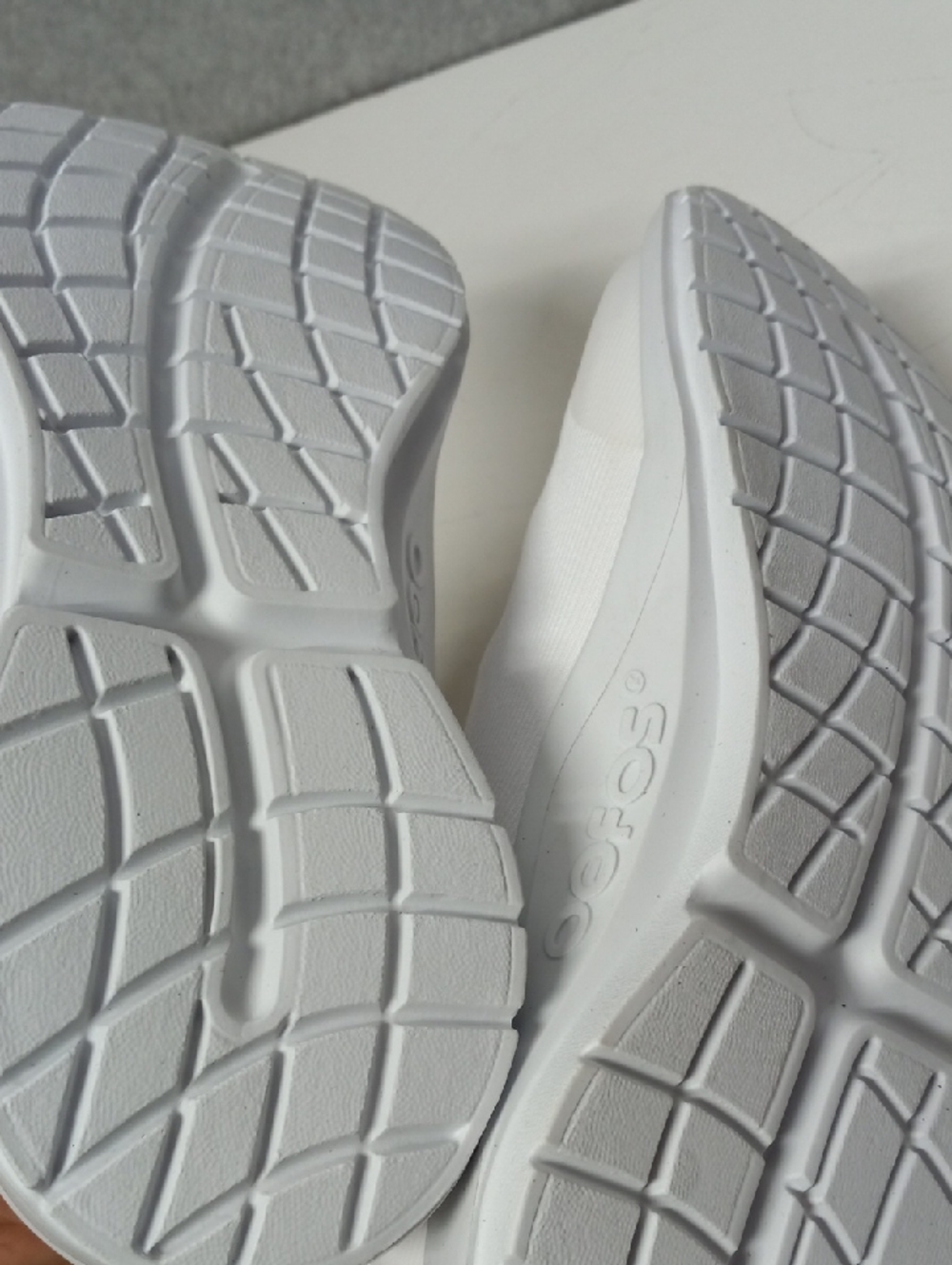 Oofos Oomg Sport Ls Lace White Womens Size 8 - Picture 7 of 8